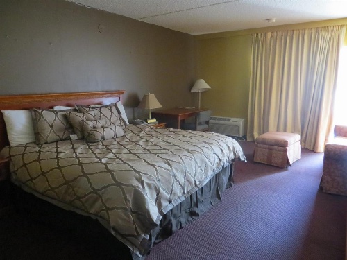 Days Inn by Wyndham Colorado Springs/Garden of the Gods image 1