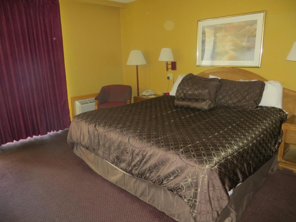 Days Inn by Wyndham Colorado Springs/Garden of the Gods