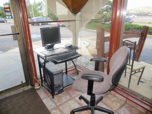 Days Inn by Wyndham Colorado Springs/Garden of the Gods image 33