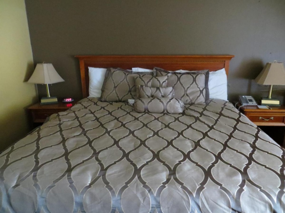 Days Inn by Wyndham Colorado Springs/Garden of the Gods